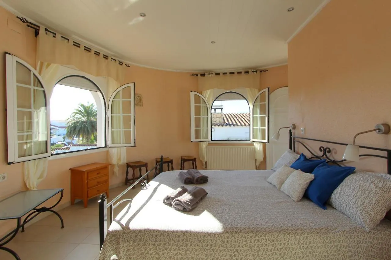 Holiday home Leon Inmo Villa Frida - 11790 Empuriabrava