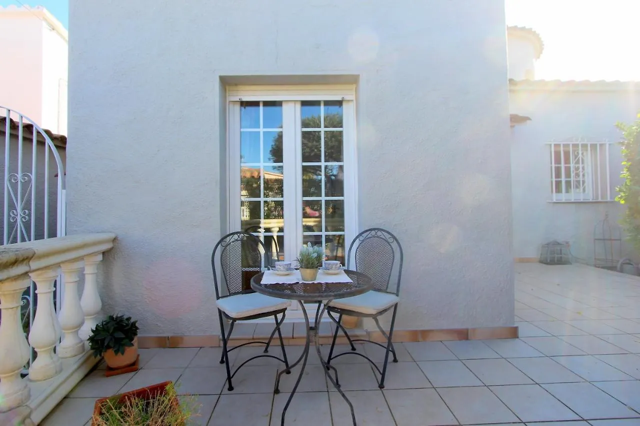 Holiday home Leon Inmo Villa Frida - 11790 Empuriabrava