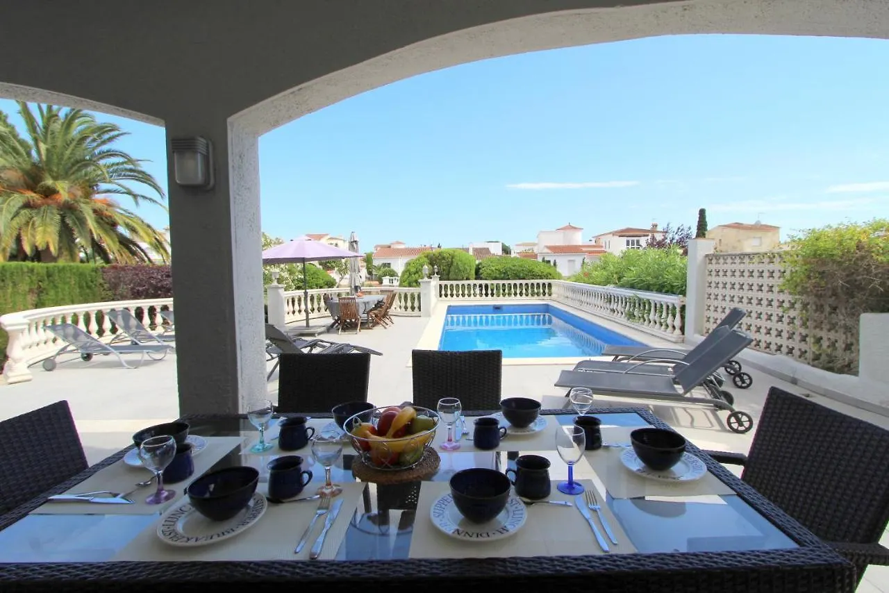 Holiday home Leon Inmo Villa Frida - 11790 Empuriabrava