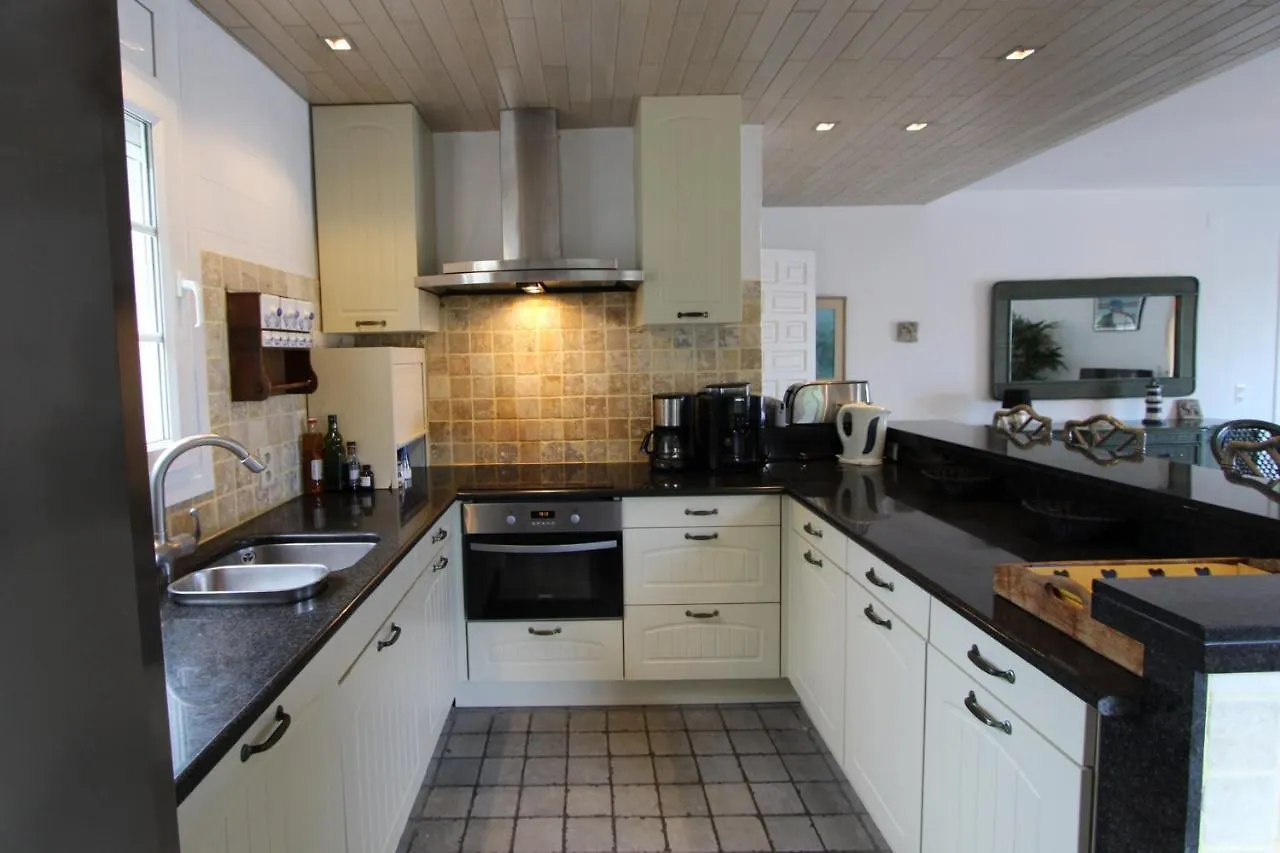 Holiday home Leon Inmo Villa Frida - 11790 Empuriabrava Spain