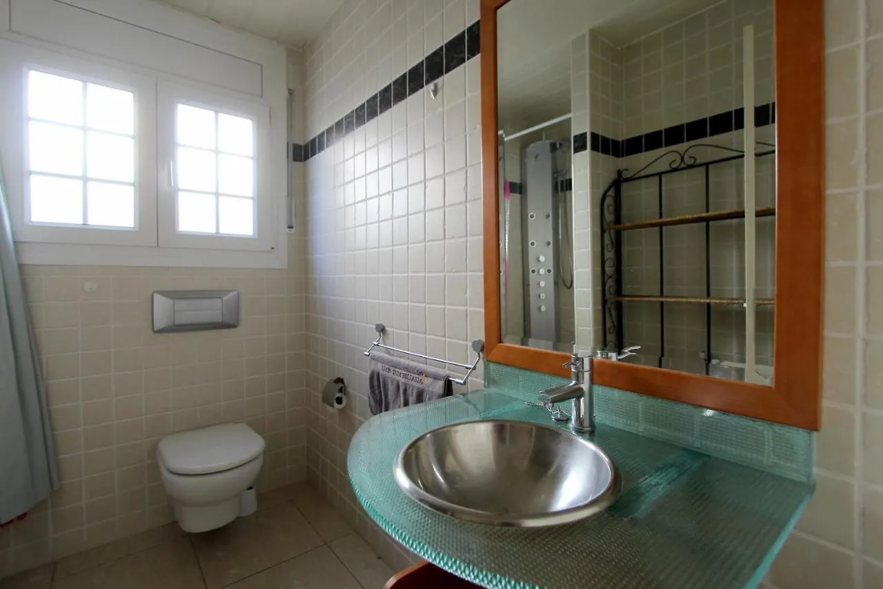 Leon Inmo Villa Frida - 11790 Empuriabrava Spain